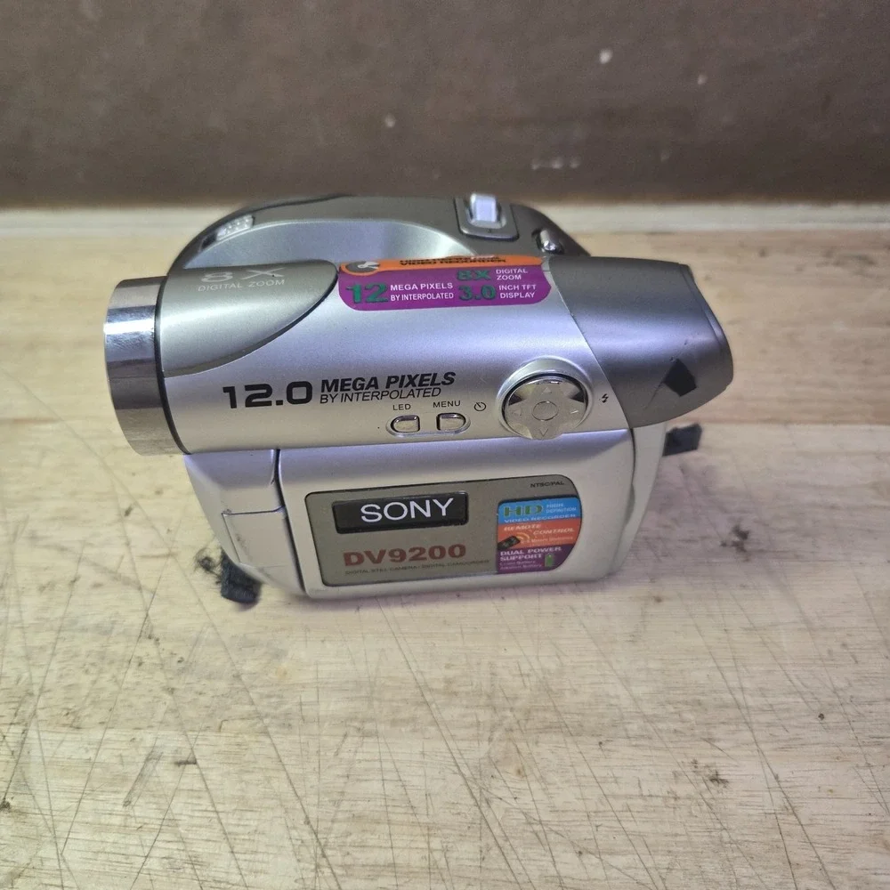 Sony Handycam DCR-HC90 Camcorder Clean untested no battery/charger read